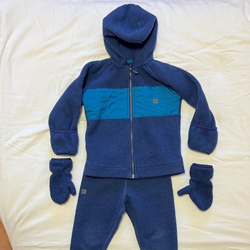 MEC 24M Fleece outdoor bundle (Jacket, Pants, Mitts)